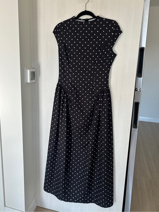 Dresses & Skirts - Polka Dot Mock Neck Basque Waist Midi Dress Size Medium